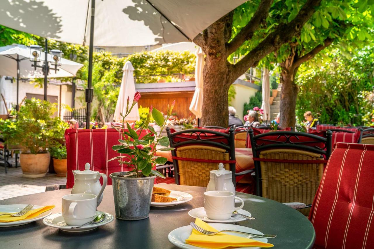 Goldener Pfropfenzieher Oberwesel Bagian luar foto